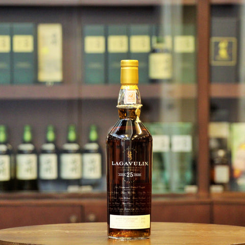 Lagavulin 25 Years 200th Anniversary Rare Whisky
