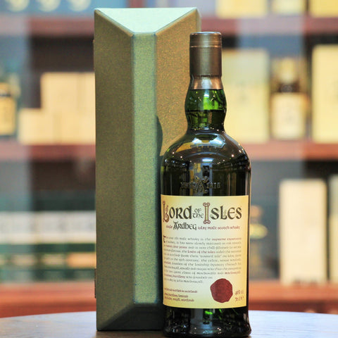 Ardbeg Lord of the Isles Vintage Old Bottling, A rare and special old bottling for the Ardbeg fans. 25 years of maturation has resulted in rich and impressive Ardbeg. A much sought after bottling.
