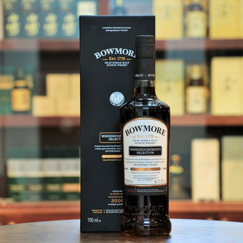 Bowmore Warehousemen's Selection Distillery Exclusive, Last of the Craftsmen’s series, this is limited to 3000 bottles. Distilled 1999 and aged 17 years, it has been matured in Bourbon, Sherry & Wine Casks.