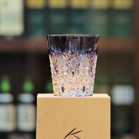 Kagami Crystal glass with Edo Kiriko craftsmanship from Edo Period. Perfect for Shochu or Whisky on the rocks.