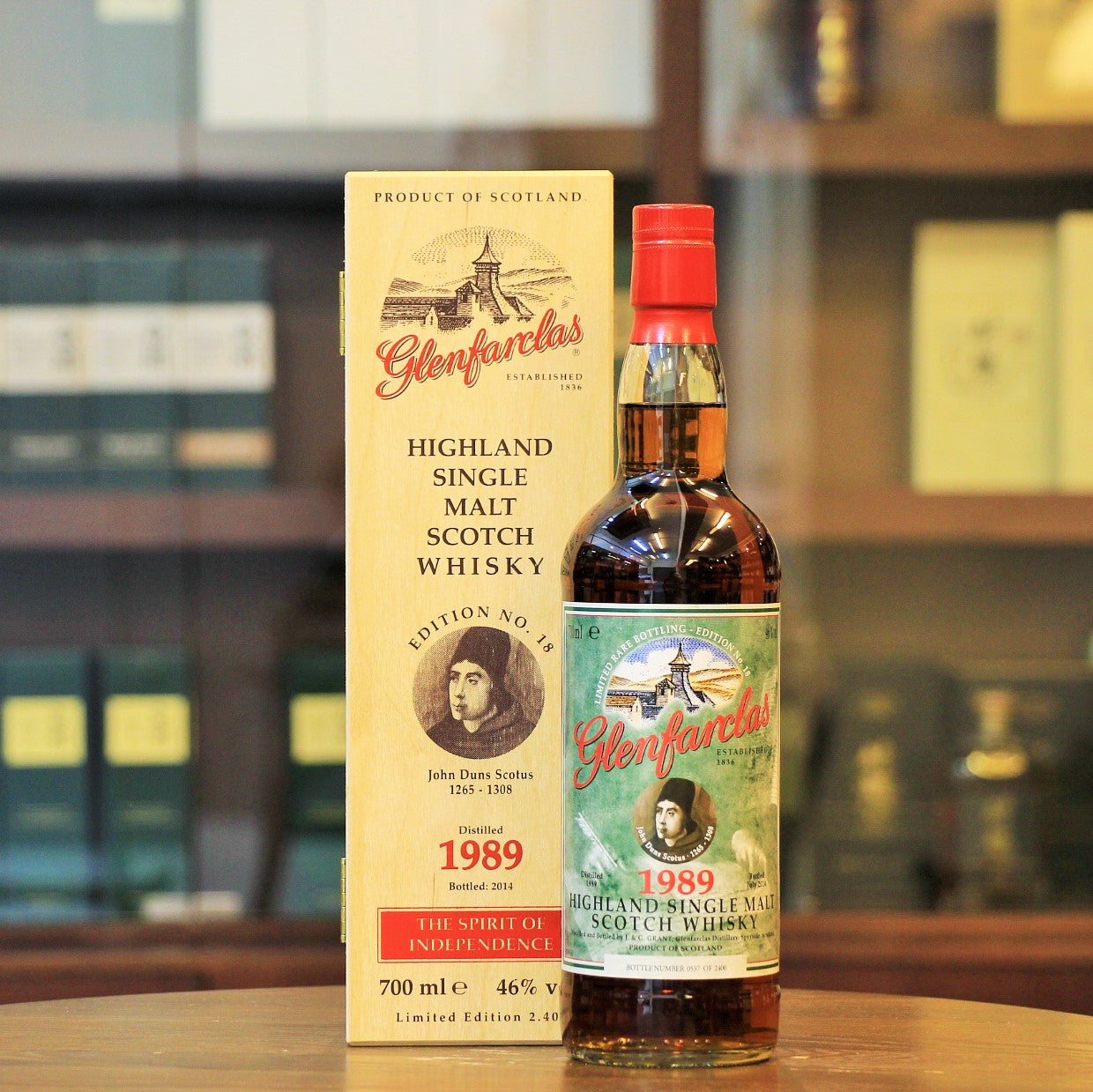 This speyside single malt from Glenfarclas is the edition No.18 of the "Spirit of Independence Series" range form Glenfarclas, celebrating independent, philanthropic individuals, in this case John Duns Scotus (1265-1308). Distilled in 1989, matured for over 24 years in six different Oloroso Sherry Casks and bottled in 2014. Only 2400 bottles released. 