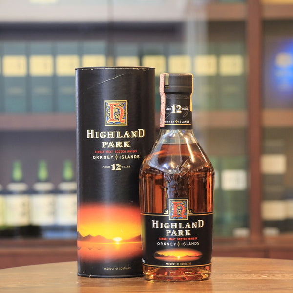 Highland Park 12 Years Old Scotch Single Malt Whisky (1990s Bottling) - 1