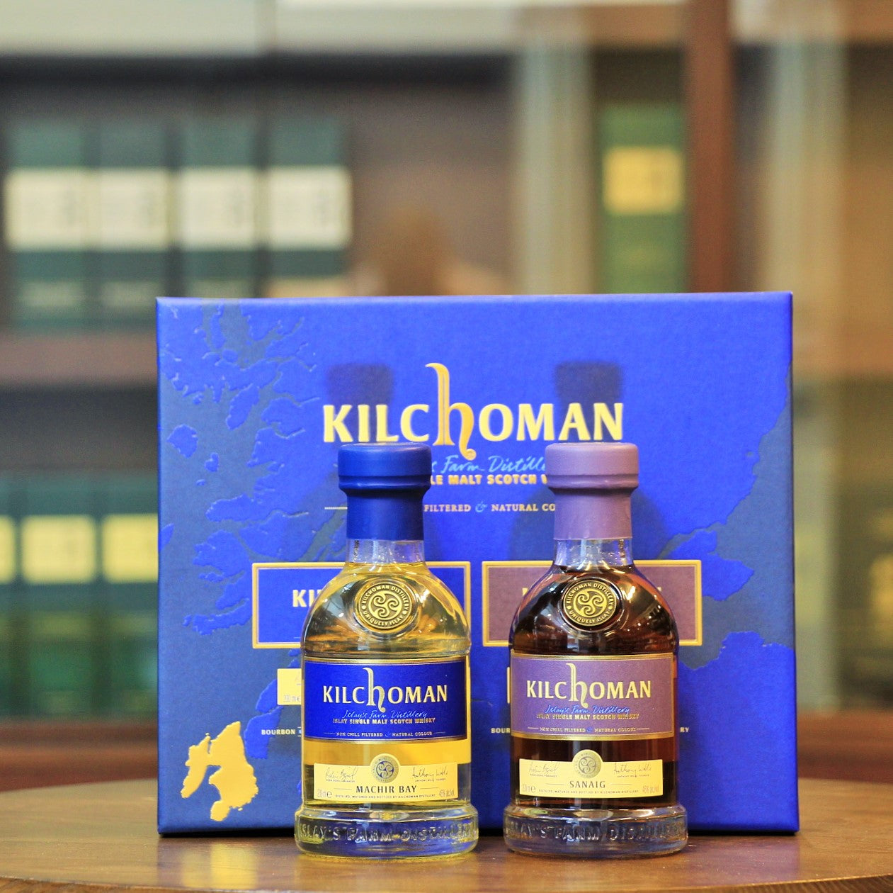 Gift box including 2 x 20 cl bottles of Kilchoman Whisky