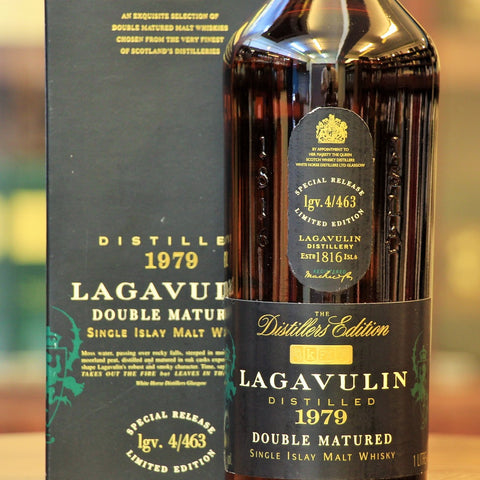 Distillers Edition of Lagavulin whisky 1979 Vintage