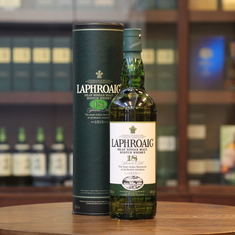 This older bottling of Laphroaig 18 years reportly released before 2014, created a sublime smoothness, which is balanced with the peat-smoke notes. Featuring sweet toffee, peat smoke, floral scents, oaky and nutty. Full bodied with long finished. 