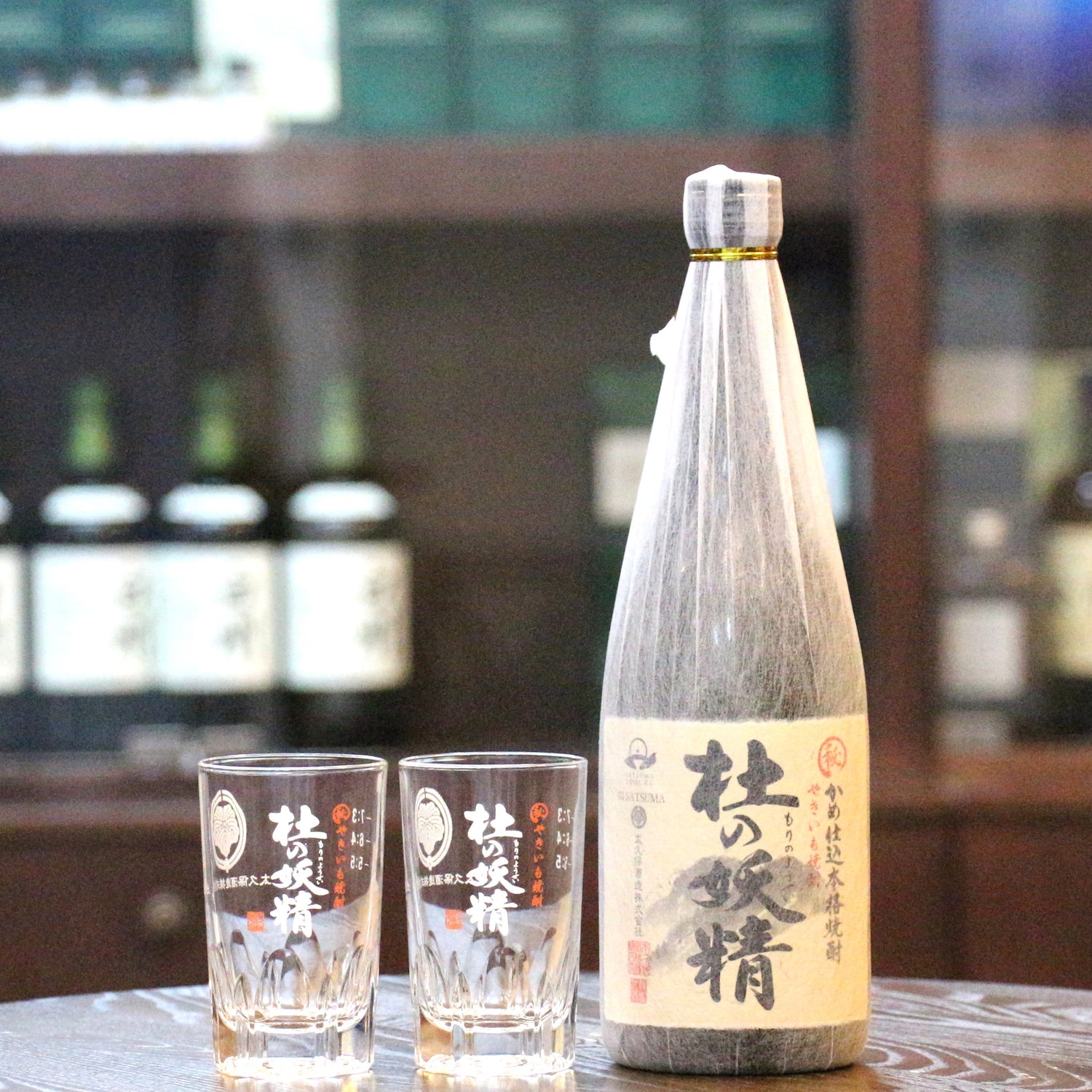 A bottle of Mori No Yousei 25% Yaki Imo Shochu with two Oyuwari glasses as a gift set