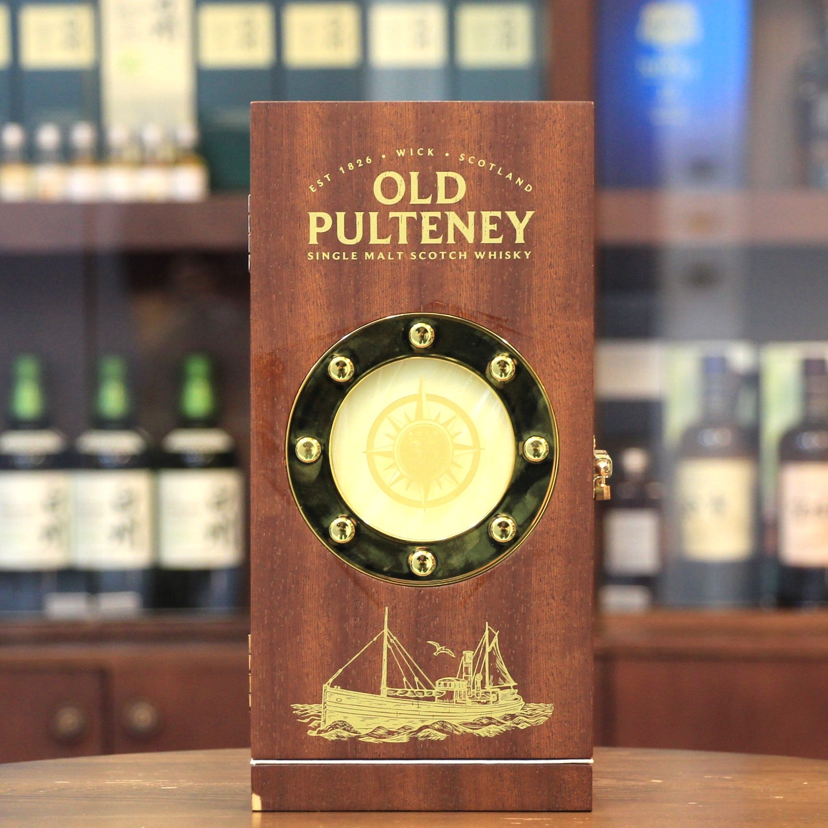 Old Pulteney 35 Years Old Highland Single Malt Scotch Whisky