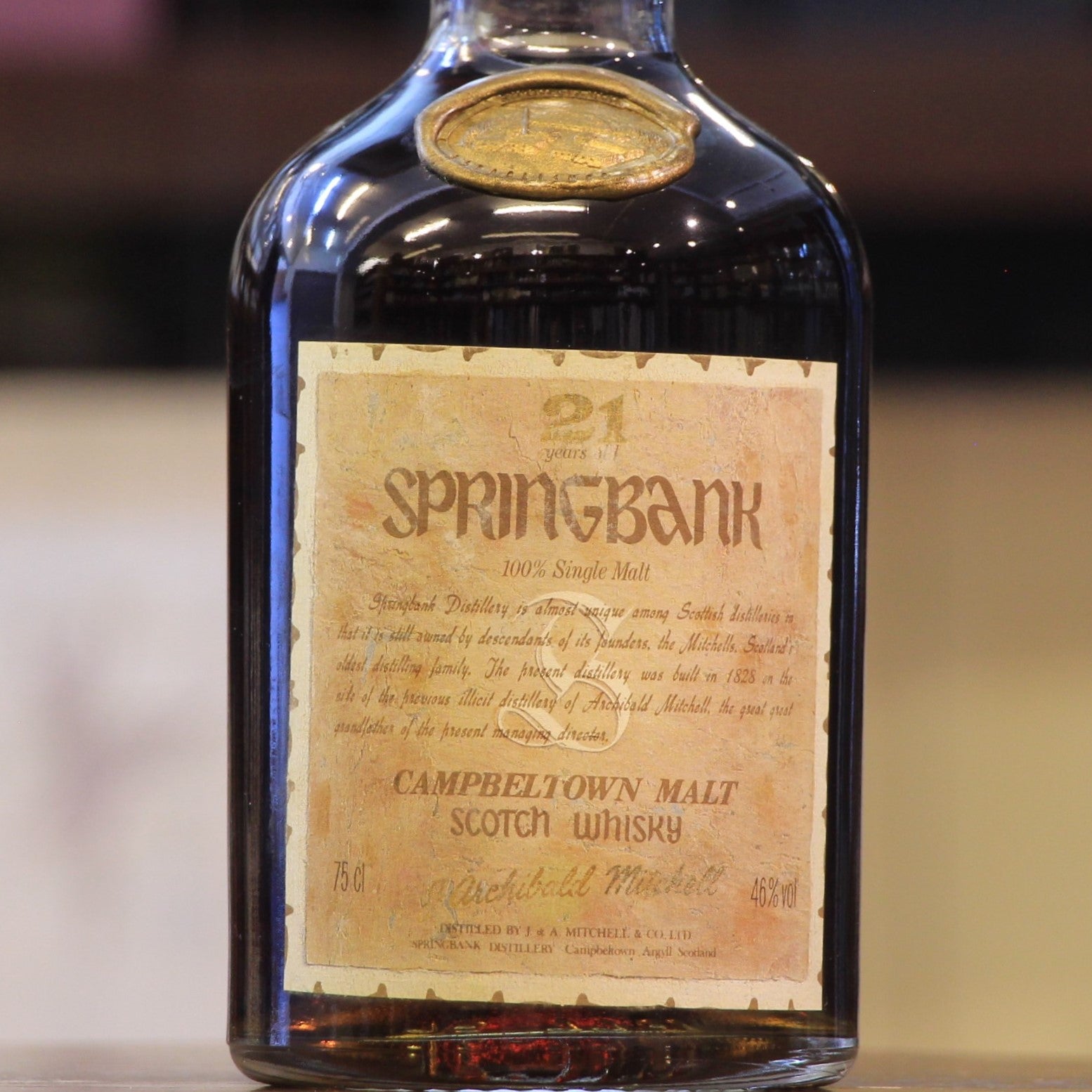 A 21-year-old bottle of Springbank presented in a dumpy bottle for Italian importer Consorzio Vinicolo. Estimated to be bottled in the 1980s, this bottling offers sherry sweet and fruity flavours with some notes of vanilla and old rum, long and spicy finish. Scored 5 stars on Whiskyfun (91 points). 