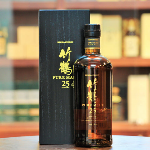 Nikka Taketsuru 25 Years Old Pure Malt Whisky, First introduced in 2012, this excellently aged malt whisky combines the flavours of peated and sherried whiskies from Yoichi & Miyagikyo. A rare find, since it has now been discontinued.