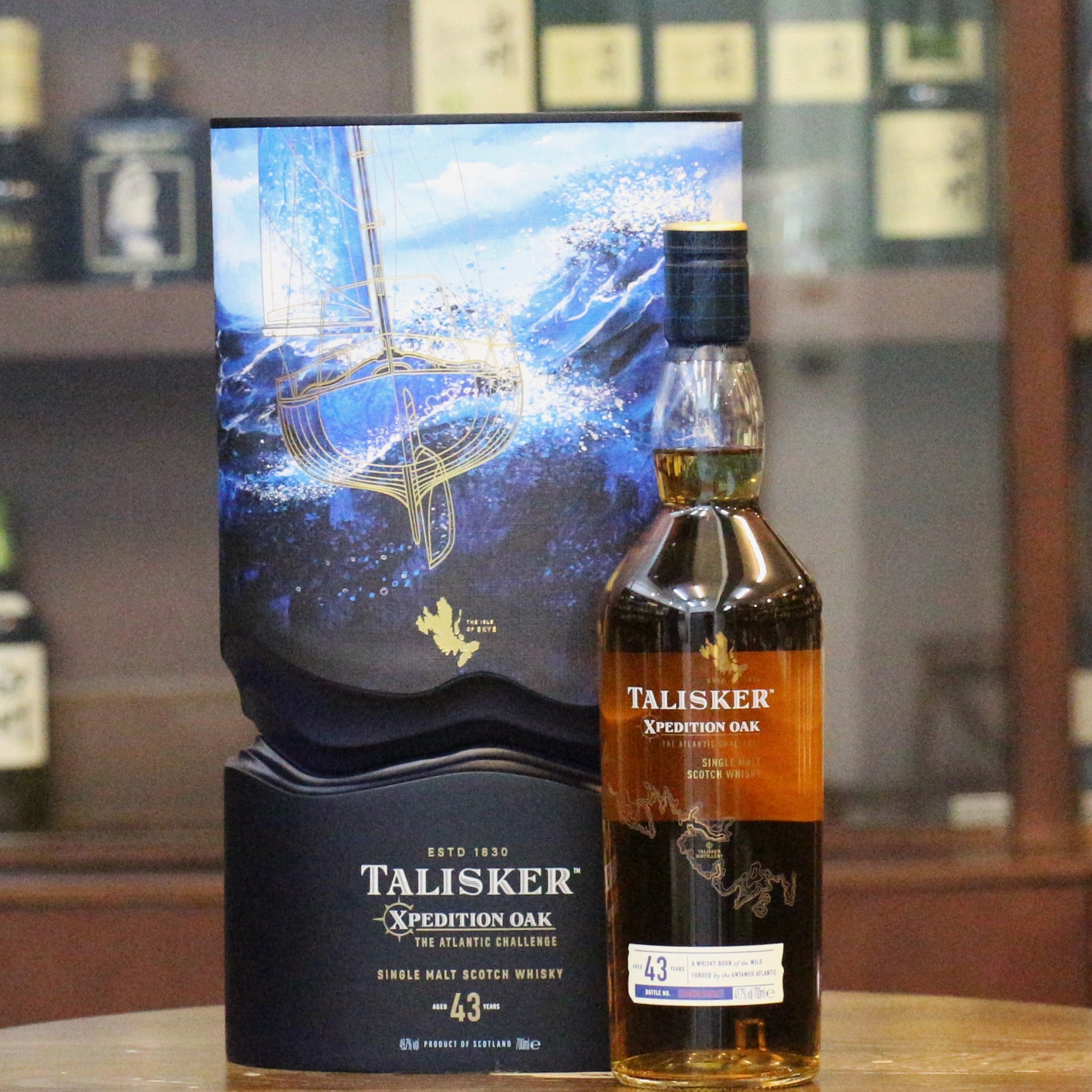 Talisker’s Xpedition Oak shows the signature peppery sea salt smoky sweetness of the brand, having been nurtured in oak for more than four decades.